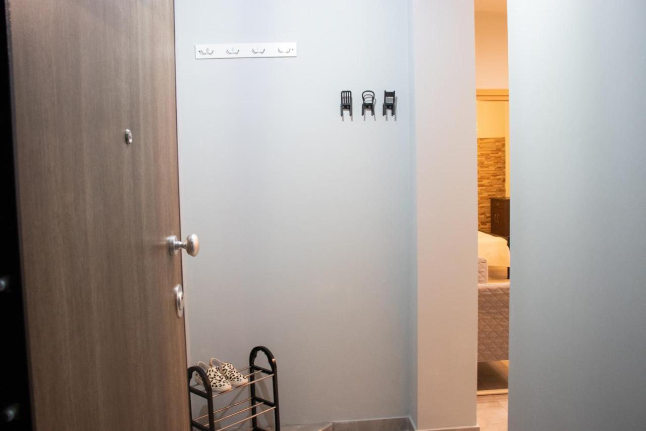 Cozy Loft Κypseli With A Yard Apartment Атина Екстериор снимка